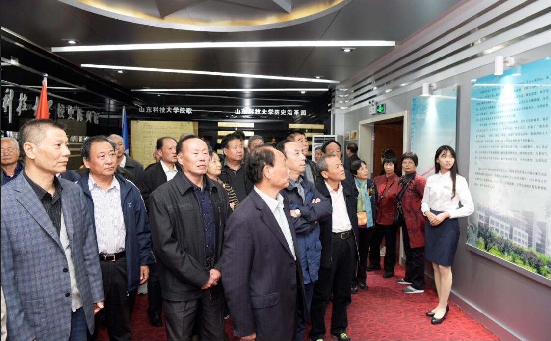 参观.jpg