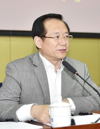 罗公利讲话.jpg